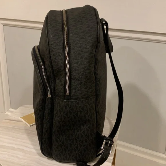 Michael Kors Large Jet Set Signature Logo Travel Backpack EUC - Picture 7 of 17